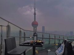 -FLAIR顶层餐厅酒吧(浦东丽思卡尔顿酒店)