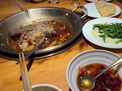 -大众跷脚牛肉馆·非遗传承单位(峨眉山店)