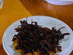 纯手工油鸡枞-龙姐私房菜(和顺古镇店)