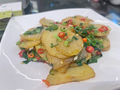 -瑞丰园庭院餐厅·白族传统家常菜