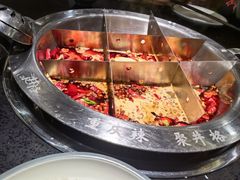 -井格重庆火锅(西直门凯德Mall店)
