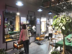 -MOVAN  HAIR莫凡匠人发型屋