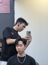 -藤野造型专业烫染接发