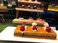 -唐拉雅秀酒店-西锦汇空中BBQ·思创餐厅