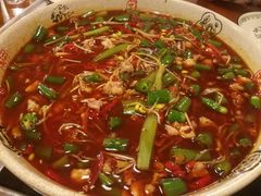 自贡老街鲜锅兔-绝城芋儿鸡(犀浦旗舰店)