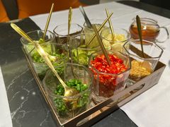 -红鼎豆捞·非遗鲍皇汤火锅(宝丰路店)