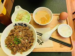 -熊吞·大碗丼烧肉饭(济宁万达广场店)