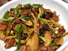 橄榄油三种蘑菇-西贝莜面村(近铁城市广场店)