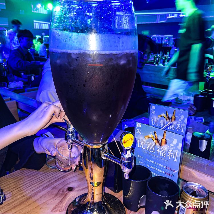 杭州年轻人聚集地‖麦尖酒馆 超高性价比
