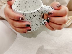 点击看大图 -POINT服务季·点睛创意美甲沙龙