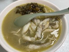 -明呈黄鱼面馆(斜土路店)