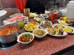 -四囍码头海鲜烧烤自助火锅(外滩南京东路悦荟广场店)