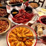 每次来长沙都会去吃的大排档！感谢本地人带路！