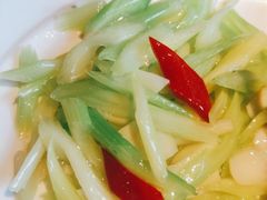 -吴越荣记苏州菜·松鼠桂鱼100%活鱼现做(斜塘老街店)