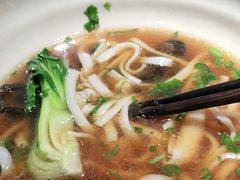 -湘人龙记老长沙米粉(鸟巢店)