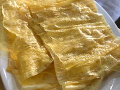 腐皮-濠轩阁特色生蚝火锅(水湾路店)