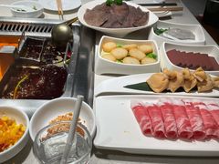 -海底捞火锅鲜切牛肉主题店(长寿路店)
