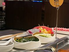 -海底捞火锅鲜切牛肉主题店(长寿路店)
