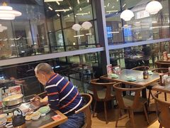 -潮界(LU·ONE凯德晶萃广场店)