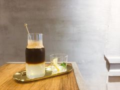 -ZING COFFEE 镜咖啡