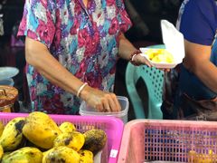 -芒果糯米饭摊子
