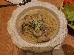 -玛格萝妮比萨屋(四平店)