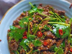 香菜牛肉-华中科技大学百景园(三楼酒店)