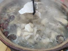 广式炭炉火锅-司马街鸡煲(西华路店)