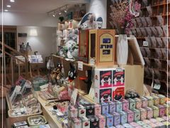 零售区-猫的天空之城概念书店(束河店)