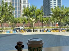 -星巴克臻选(上海长风大悦城店)