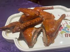 盐焗乳鸽-惠食佳·朱雀(东方商厦店)