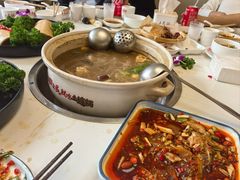 -土连锅·现熬养生汤锅(梁家巷店)