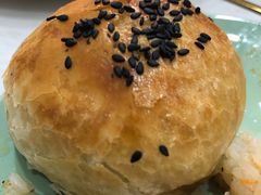 酥皮烤包子-董小西的凉皮和椒麻鸡(三元桥店)
