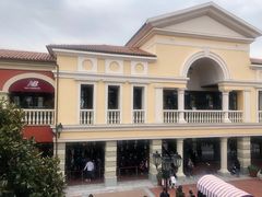 -VENCHI 闻绮(上海佛罗伦萨小镇店)