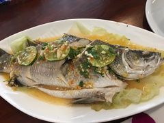 -Dang restaurant (patong phuket)