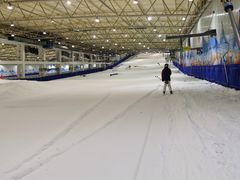 -乔波室内滑雪场