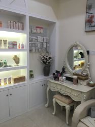 -印奈儿美甲手足护理机构