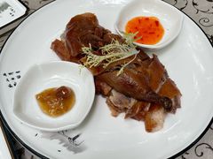 脆皮酸梅鸭（小份）-一江春水·杭帮臻宴(三台山店)