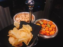 -文艺复兴百货(米兰大教堂广场店)