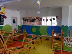 -兜莱·亲亲袋鼠国际早教