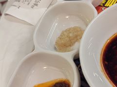 -洪氏嗨捞·广东猪肚鸡·椰子鸡火锅(西咸万象城店)