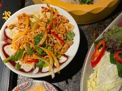 -老牌坊云南鱼豆花火锅(哈西万达店)
