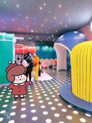 -哈尼鹿儿童梦幻王国(维多利万悦城店)