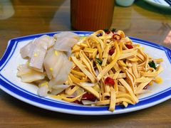 -鲁南仔·滕州炒鸡(经三路店)