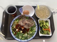 -伊穆祥牛肉面总店·清真