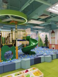 -莫莉幻想儿童乐园(深圳南山欢乐颂店)