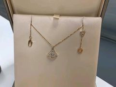 -小飞侠奢侈品回收 寄卖 养护(宝山宝龙广场店)