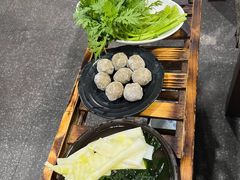 -乡土黄·鲜牛肉火锅·小龙虾(兴业街店)