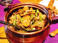 铜锅牛肝菌焖饭-中8楼风尚云南菜(颐堤港店)
