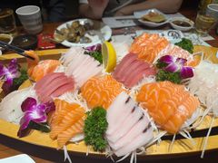 -青瓦餐厅·生鱼片·韩园烤肉(西塔店)